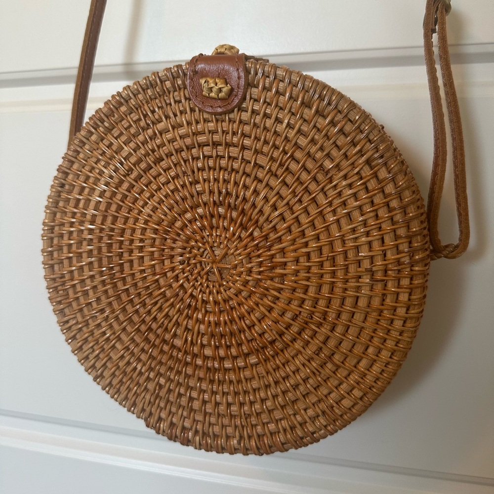 Woven crossbody bag